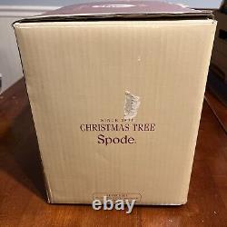 Spode Christmas Tree 12-Piece Dinnerware Set, Service for 4 Holiday Table Set