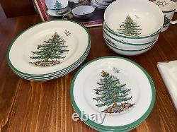 Spode Christmas Tree 16-Piece Dinnerware Set with Lg/Sm Plates & Bowls & Mugs