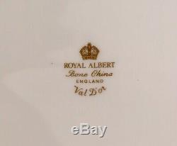 Stunning Royal Albert Bone China Val D'or Dinnerware White Gold Svc 8 Free Ship