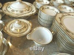 Stunning Vintage 104 Pc Fine China Dinnerware Set, Meito Gold Floral Ivory White