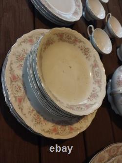 Style House-pompadour-china -large Set. Never Used