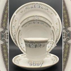 Swan China CX47 Floral Spray Dinnerware 13pc Place Setting for 2 Made in China