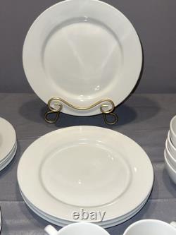 Thomson Pottery Branco White 20pc 5 Pc/4 Per Place Setting Pristine Never Used