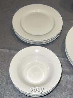 Thomson Pottery Branco White 20pc 5 Pc/4 Per Place Setting Pristine Never Used