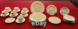 VINTAGE Brentwood Fine China Dinnerware WHITE LACE 32-Piece Set JAPAN