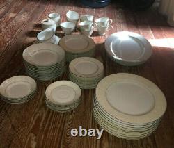 VINTAGE Brentwood Fine China Dinnerware WHITE LACE 60-Piece Set JAPAN