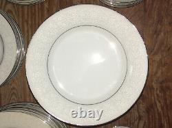 VINTAGE Brentwood Fine China Dinnerware WHITE LACE 60-Piece Set JAPAN