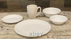 VINTAGE Corelle Dinnerware WINTER WHITE FROST Solid White 38-Piece Set