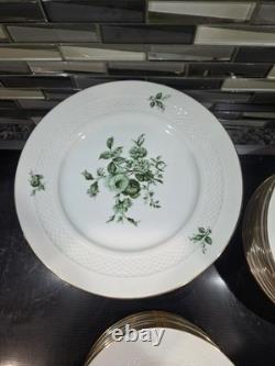 VINTAGE Hutschenreuther GERMAN PORCELAIN Dinnerware Set 42 Pieces