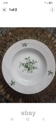 VINTAGE Hutschenreuther GERMAN PORCELAIN Dinnerware Set 42 Pieces