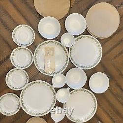 VTG Original Box Corelle Corning Spring Blossom 16-Piece Dinnerware Set for 4