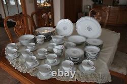 Valmont China Vintage Vista Porcelain China Pattern 83 Piece Dinnerware Grouping