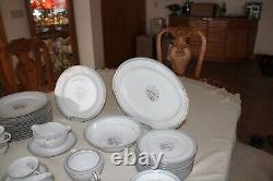 Valmont China Vintage Vista Porcelain China Pattern 83 Piece Dinnerware Grouping