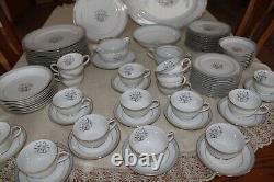 Valmont China Vintage Vista Porcelain China Pattern 83 Piece Dinnerware Grouping