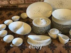 Vintage 100-Piece Fine China Dinnerware