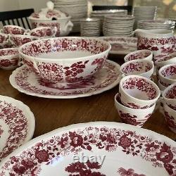 Vintage 178 Piece Nueva San Isidro Red & White China Dinnerware Serveware Set