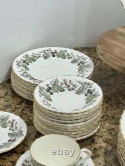 Vintage 54 Pc Set Royal Worcester Lavina Z2821 Fine Bone China England