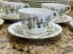 Vintage 54 Pc Set Royal Worcester Lavina Z2821 Fine Bone China England