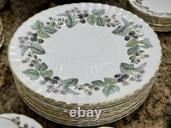 Vintage 54 Pc Set Royal Worcester Lavina Z2821 Fine Bone China England