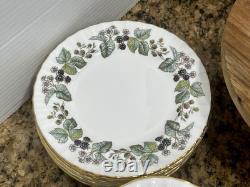 Vintage 54 Pc Set Royal Worcester Lavina Z2821 Fine Bone China England