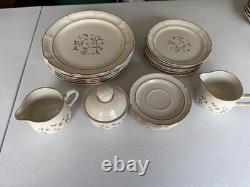 Vintage Covington Edition Idlewild Stoneware Japan 21 Pc Dinnerware Set Floral