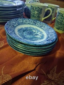 Vintage Liberty Blue Colonial Scenes Lot Of 30