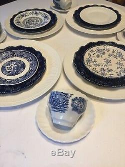 Vintage Mismatched China Transferware 20 piece Dinnerware Set Blue and White #15