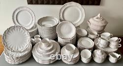 Vintage Motton Gien Faience Dinnerware-set 106 Pieces