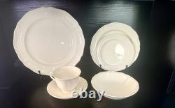 Vintage Wedgewood, Queens Plain, Set Of 4, 6 Piece Place Setting, Cream, Mint