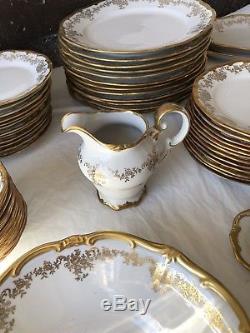 Vintage Weimar Katharina 14051 86-Piece Dinnerware Set for 12 with Serving Pieces
