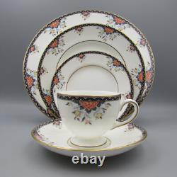 Wedgwood Bone China TOURAINE Service for Four 20pc Set