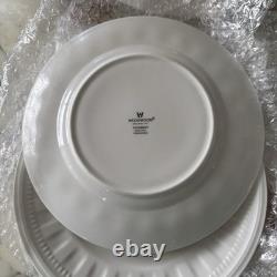 Wedgwood Colosseum Bone China White Dinner Set Plates Bowls Cup Saucer England