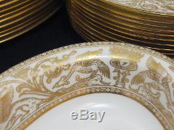 Wedgwood Gilded Florentine Dinnerware Set For 12 With Extras W 4219 Green Label