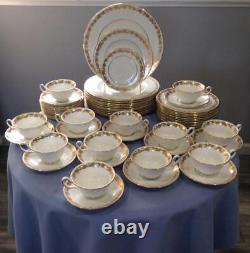 Wedgwood Gold Whitehall bone china SET of 12 FIVE-piece place settings W4001