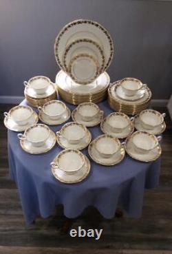 Wedgwood Gold Whitehall bone china SET of 12 FIVE-piece place settings W4001