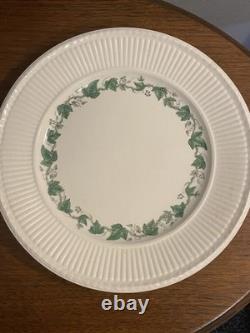 Wedgwood Stratford Edme Queen's Ware Dinner Set 36 Pieces Made In England