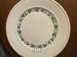 Wedgwood Stratford Edme Queen's Ware Dinner Set 36 Pieces Made In England