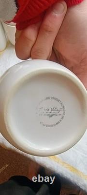 White Porcelain Dinnerware Set (52 Pieces) Mixed Brand Oneida Newcor HOME