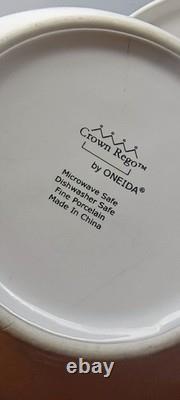 White Porcelain Dinnerware Set (52 Pieces) Mixed Brand Oneida Newcor HOME