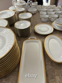 White With Gold Limoges Jammet-Seignolles France 98 Piece Dinner Set