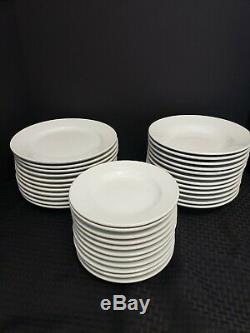 Williams Sonoma Everyday dinnerware White Large Set