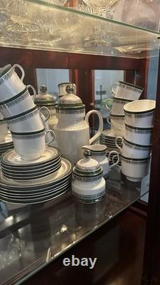 Winterling Geometric Dinner Set Painted White/Green/Black Plates Cups Bowl