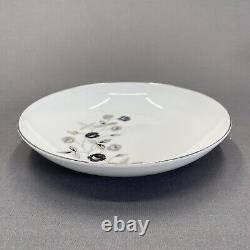 Yamaka Prelude Dinnerware Set 78 Pieces 10 Place Setting Plus Service Pieces